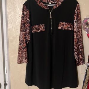 Like new black/brown blouse size xl